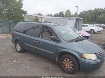  Salvage Chrysler Town & Country