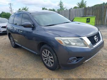  Salvage Nissan Pathfinder
