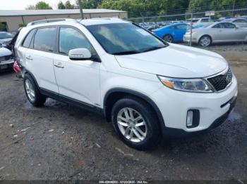  Salvage Kia Sorento