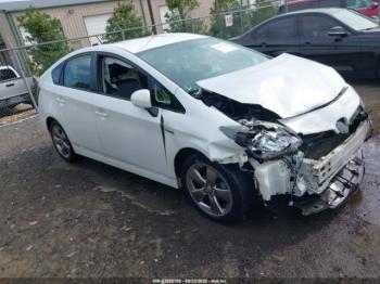  Salvage Toyota Prius
