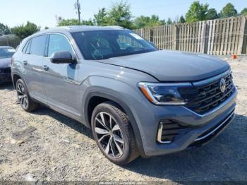  Salvage Volkswagen Atlas