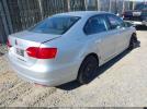 Volkswagen Jetta S Image 3