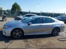 Toyota Camry Se Image 12