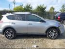 Toyota RAV4 Le Image 8