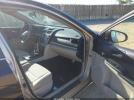 Toyota Camry Le Image 10