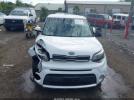 Kia Soul + Image 14