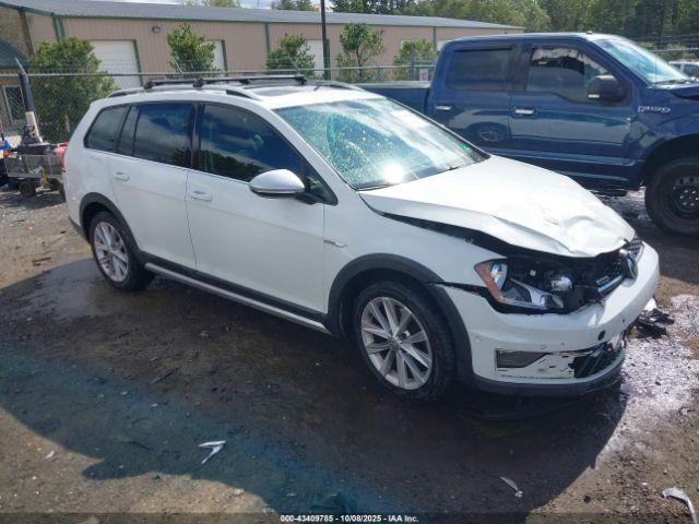  Salvage Volkswagen Golf