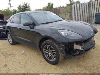  Salvage Porsche Macan