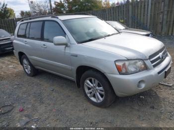  Salvage Toyota Highlander