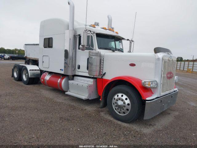  Salvage Peterbilt 389