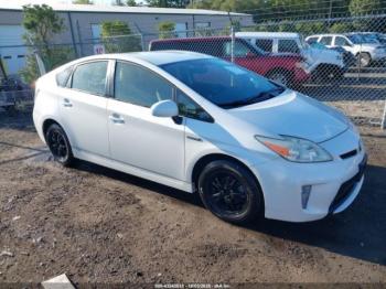  Salvage Toyota Prius
