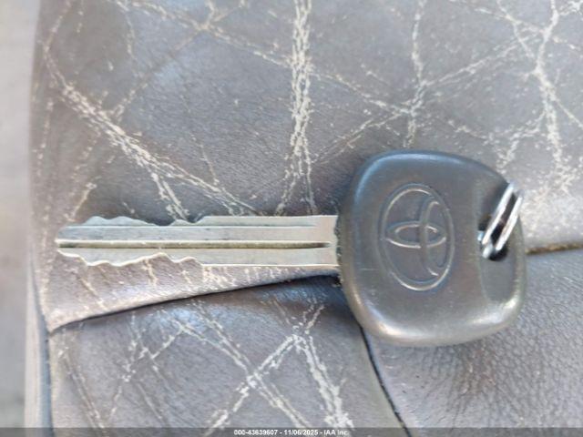 Toyota Avalon Xls Image 4