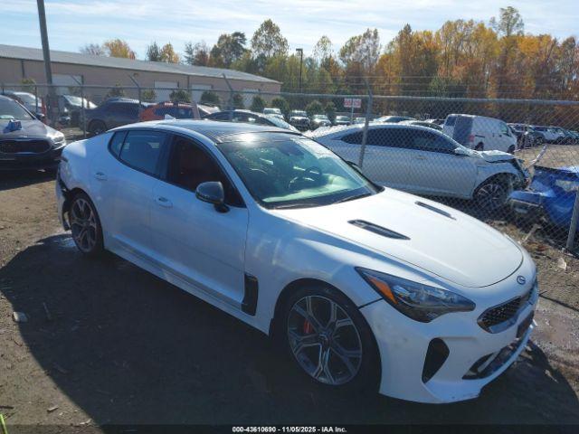  Salvage Kia Stinger