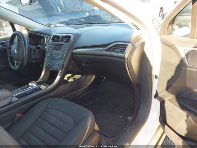 Ford Fusion Se Image 10