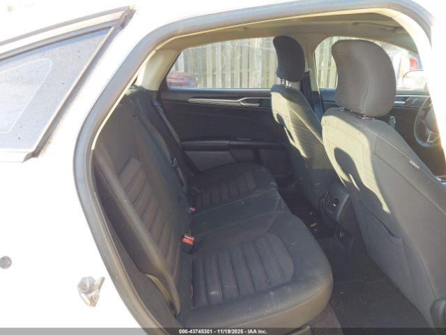 Ford Fusion Se Image 7