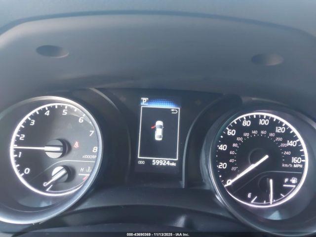 Toyota Camry Se Image 5