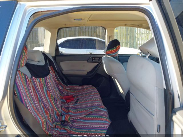 Subaru Forester 2.5i Premium Image 14