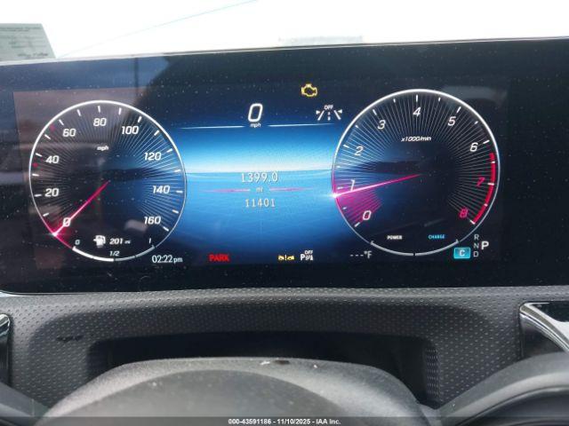 Mercedes-Benz Cla-class 4matic Image 2