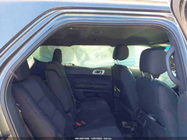 Ford Explorer Xlt Image 17