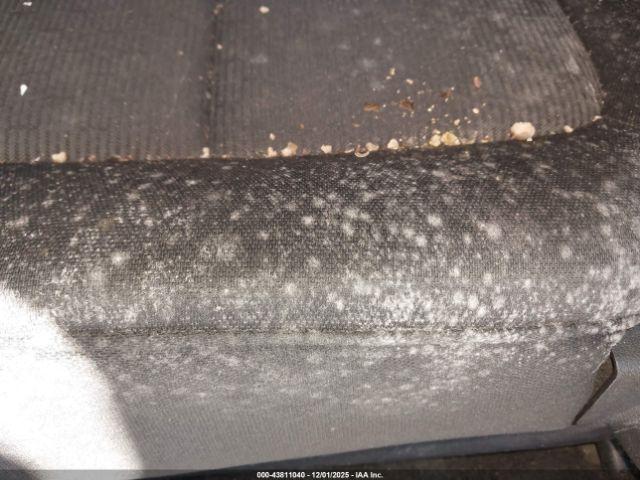 Ford Explorer Xlt Image 9