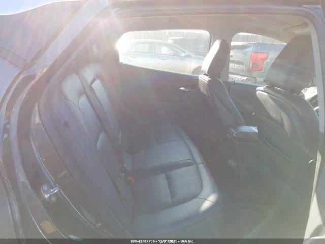 Chevrolet Bolt Premier Image 5