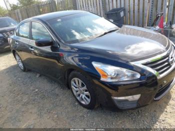 Salvage Nissan Altima