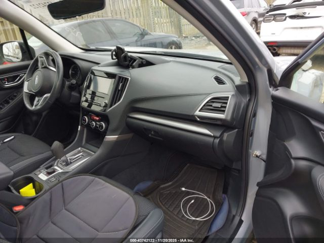 Subaru Forester Premium Image 3