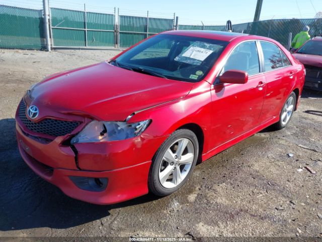 Toyota Camry Se Image 4