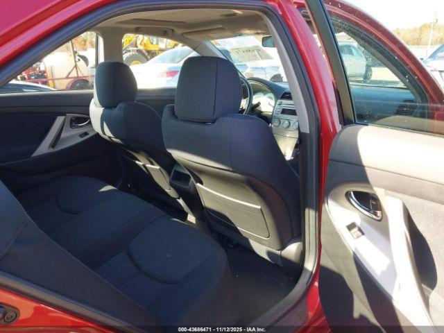 Toyota Camry Se Image 5