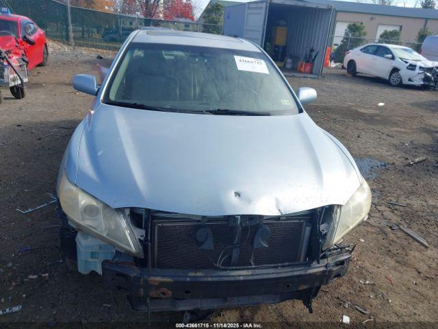 Toyota Camry Xle V6 Image 11