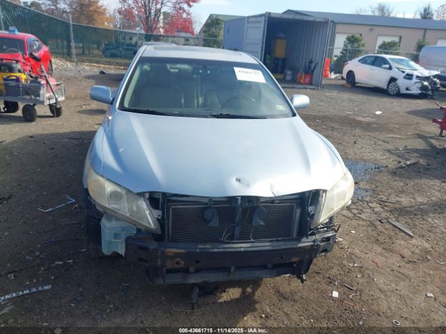 Toyota Camry Xle V6 Image 14