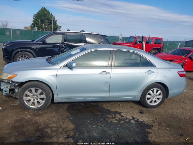 Toyota Camry Xle V6 Image 3