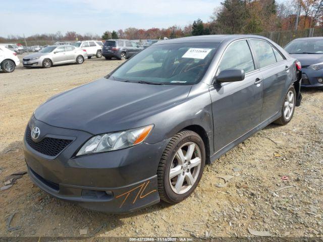 Toyota Camry Se V6 Image 9