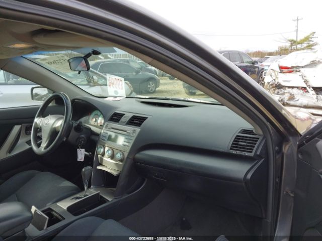 Toyota Camry Se V6 Image 11