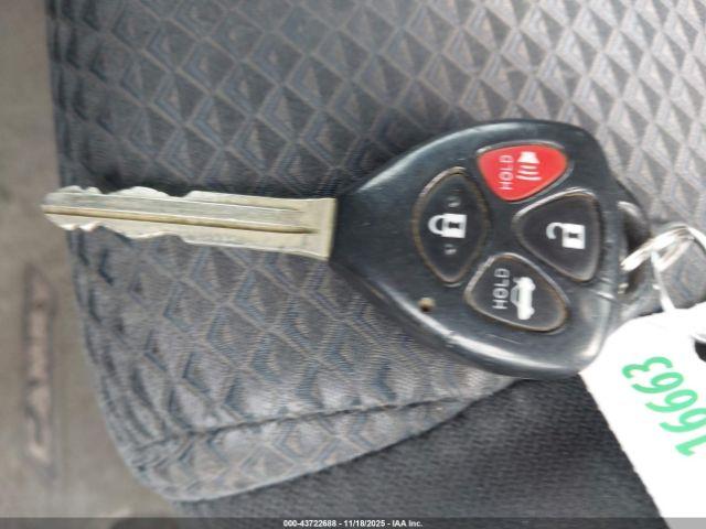 Toyota Camry Se V6 Image 8