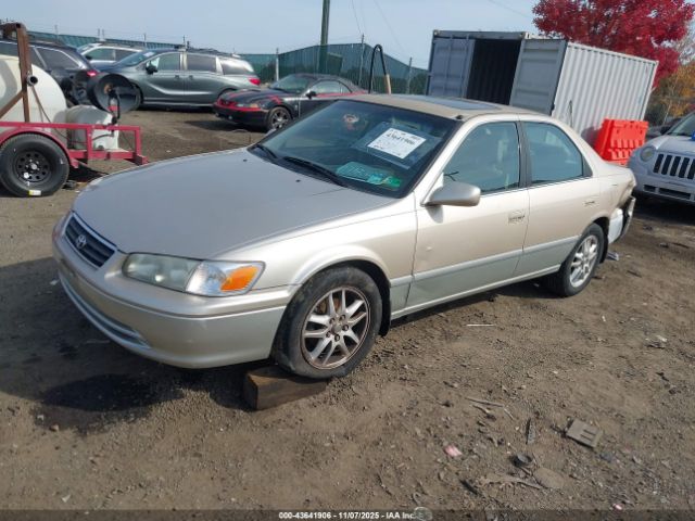 Toyota Camry Le V6 Image 3