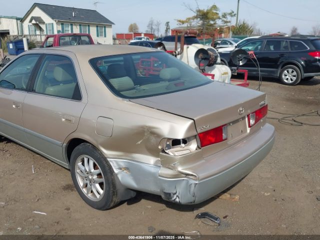 Toyota Camry Le V6 Image 7