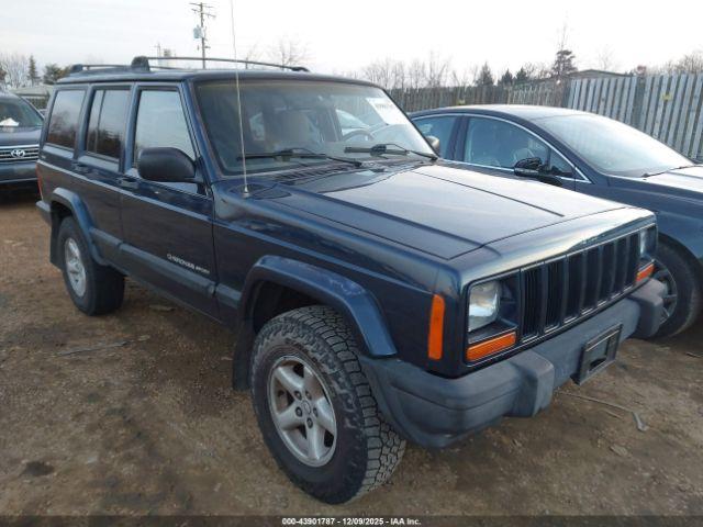  Salvage Jeep Cherokee