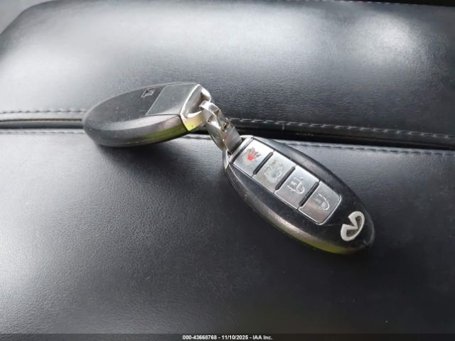 INFINITI M35x Image 8