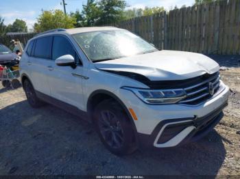  Salvage Volkswagen Tiguan