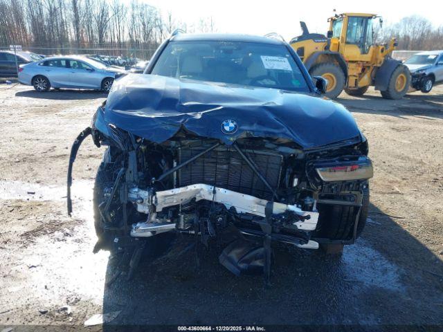 BMW X Series M60i Image 2