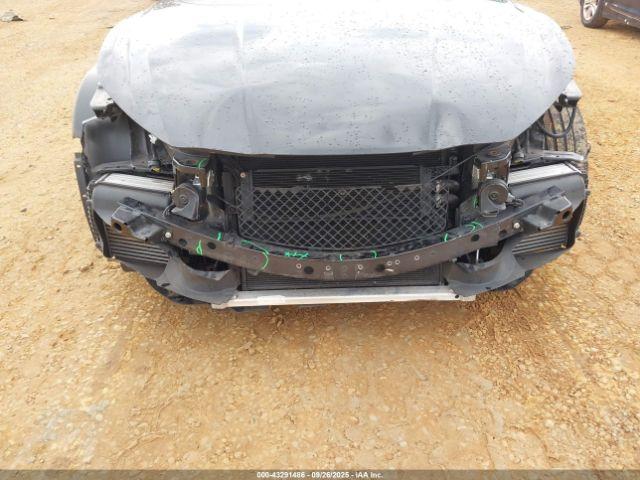 Maserati Ghibli Modena Q4 Image 9