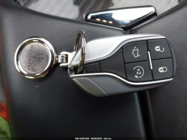 Maserati Ghibli Modena Q4 Image 15