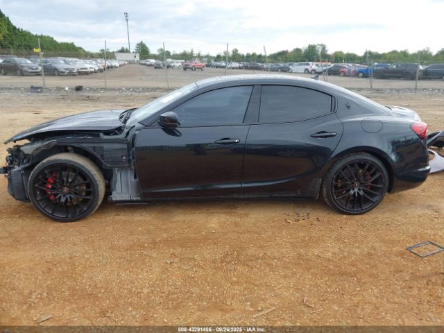 Maserati Ghibli Modena Q4 Image 6