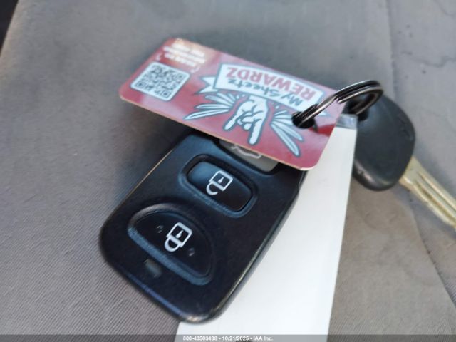 Hyundai ELANTRA Sel Image 12