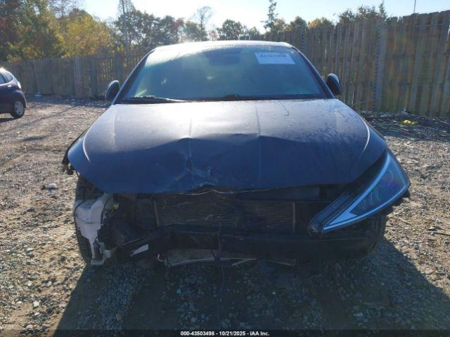 Hyundai ELANTRA Sel Image 9