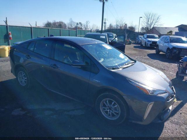  Salvage Toyota Prius