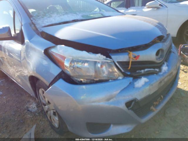 Toyota Yaris Le Image 2