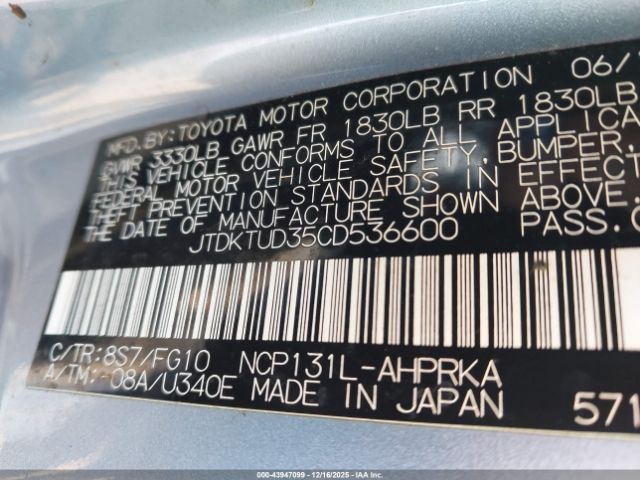 Toyota Yaris Le Image 6