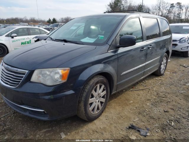 Chrysler Town & Country Touring Image 2